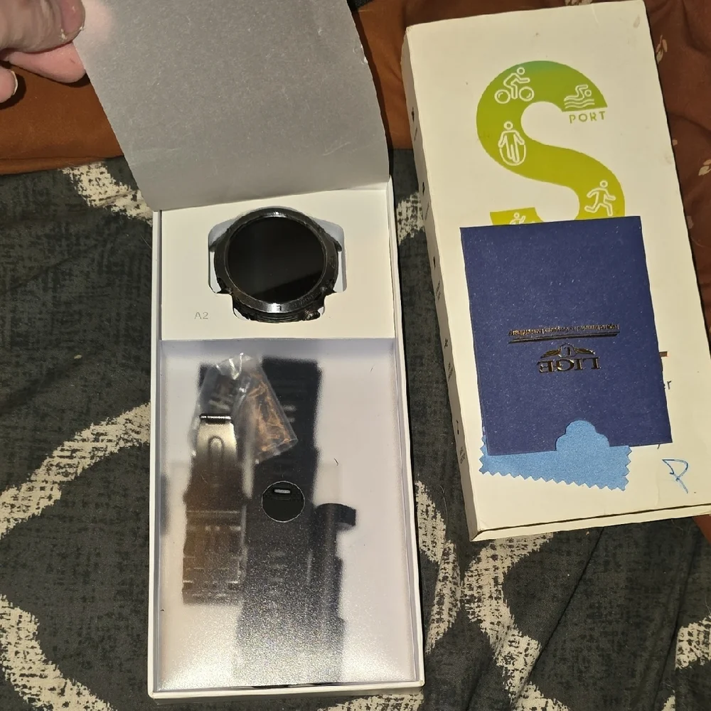 Rugged Military Standard Smartwatch - Black - Picture 10 of 13